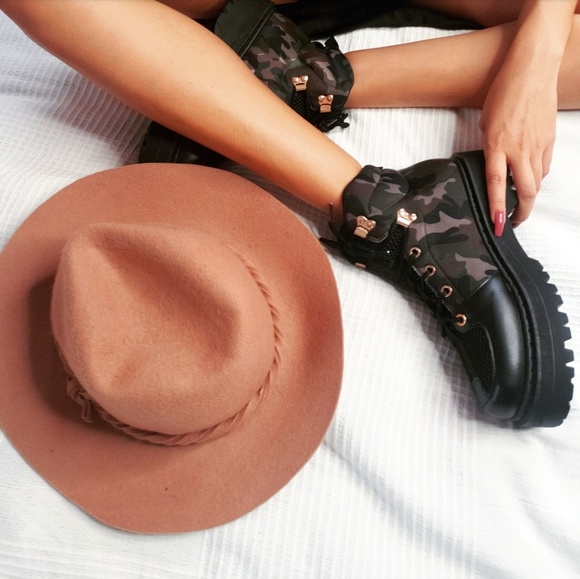 Price firm!//The Aspen// camo combat boot - Picture 4 of 8